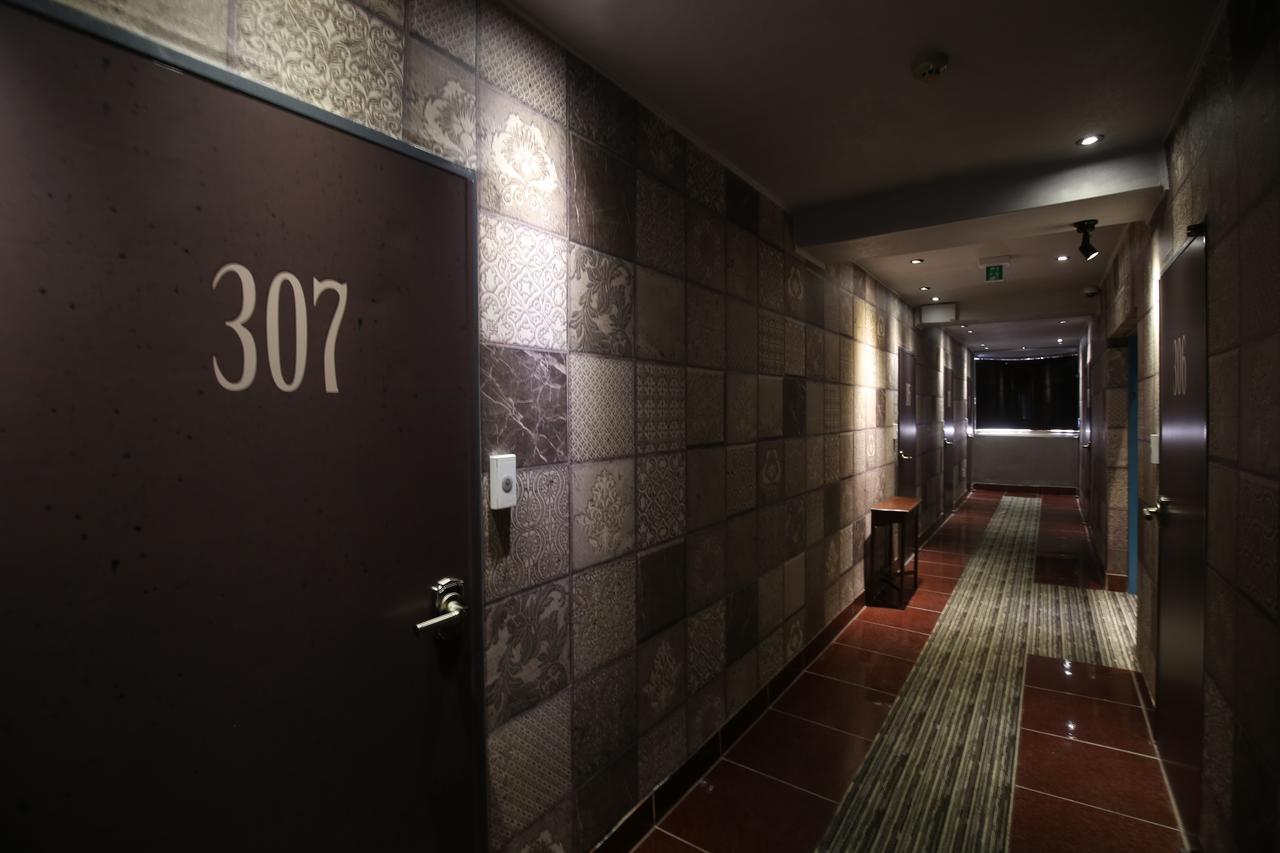 Hotel Blanc In Cheongju Exteriör bild